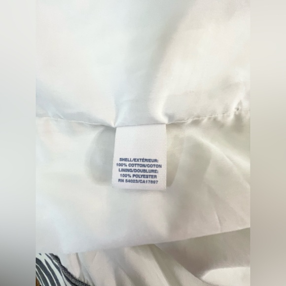 Y2K Old Navy Mid Weight Canvas
100% Cotton Zebra Trench Coat size L - Picture 7 of 7